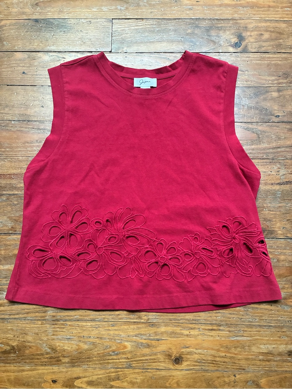 Japna Sleeveless Embroidered Cutwork Tank